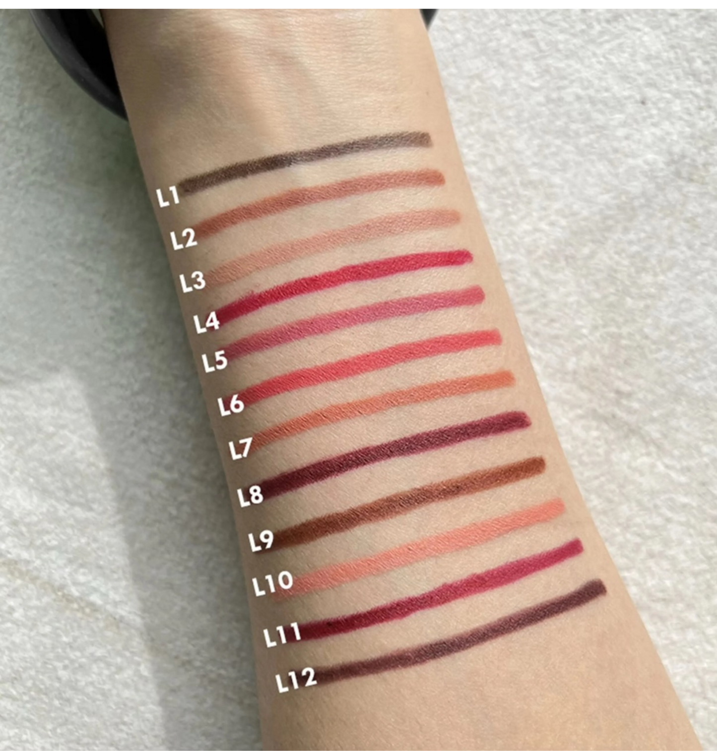 L10: Coral Glow – coral nude
Lip liner